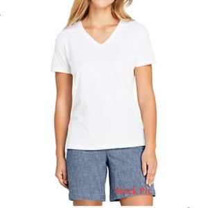 Lands’ End White V-Neck T-Shirt size: M Petite